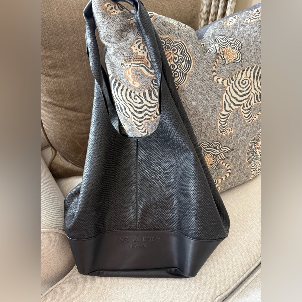 Rag & Bone Black Textured Purse